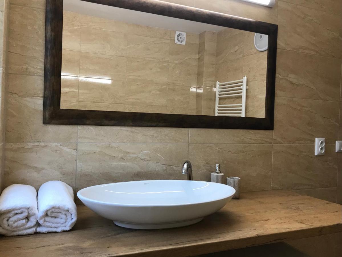 Apartmanovy Dom Visnove المظهر الخارجي الصورة
